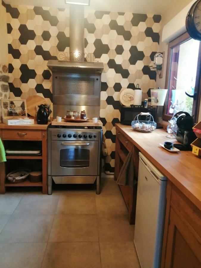 Le Douetaux Chambres D'Hotes La Baussaine Exteriör bild