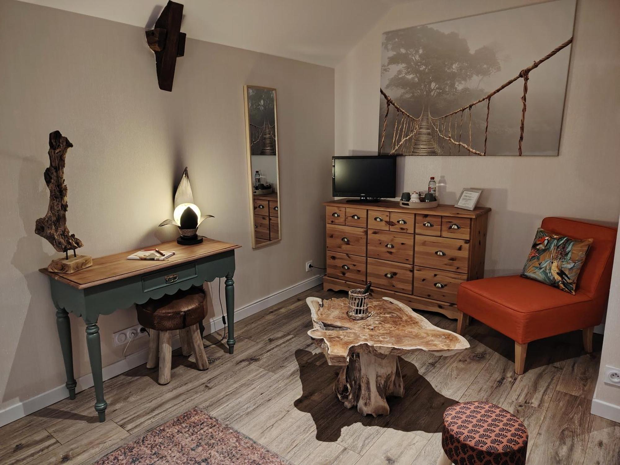 Le Douetaux Chambres D'Hotes La Baussaine Rum bild